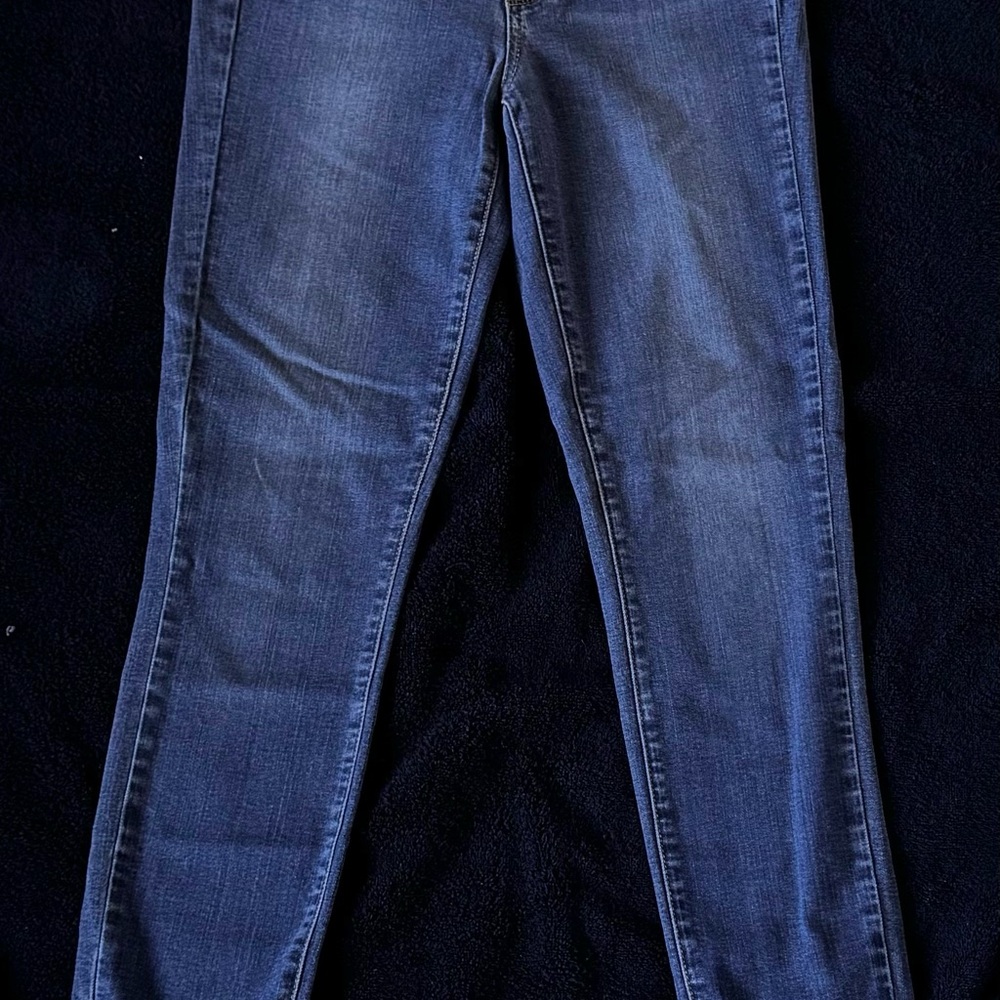 PAIGE Super Soft Skinny Jeans Sz 27